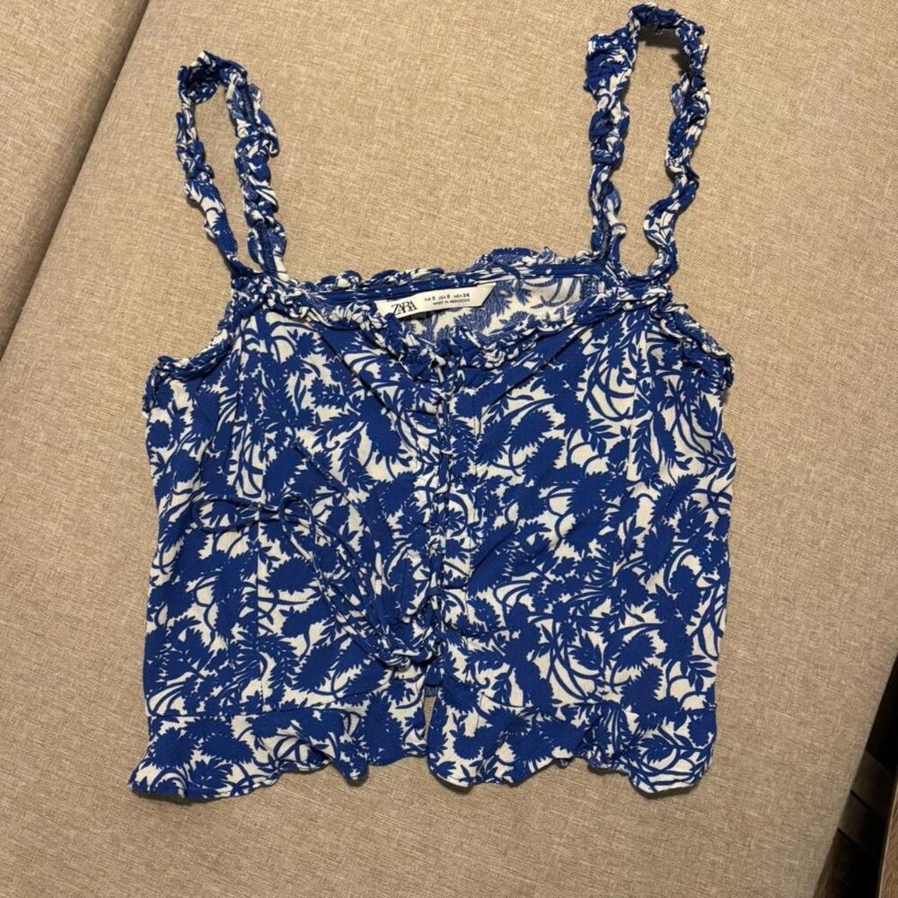 Zara blue and white floral tank top blouse